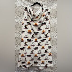 TOOTSIE ROLL HOODED THROW BLANKET